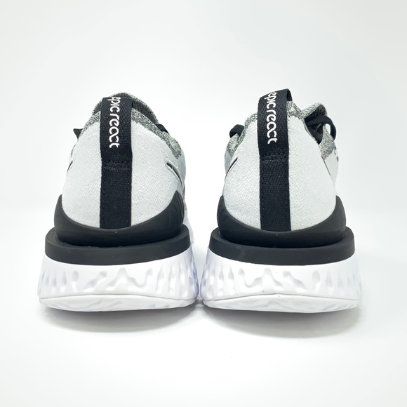 Nike Epic React Flyknit 2 'Oreo' Running Shoe - Picture 5 of 8